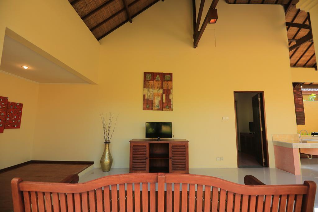 Putri Bali Villa Seminyak Exterior foto